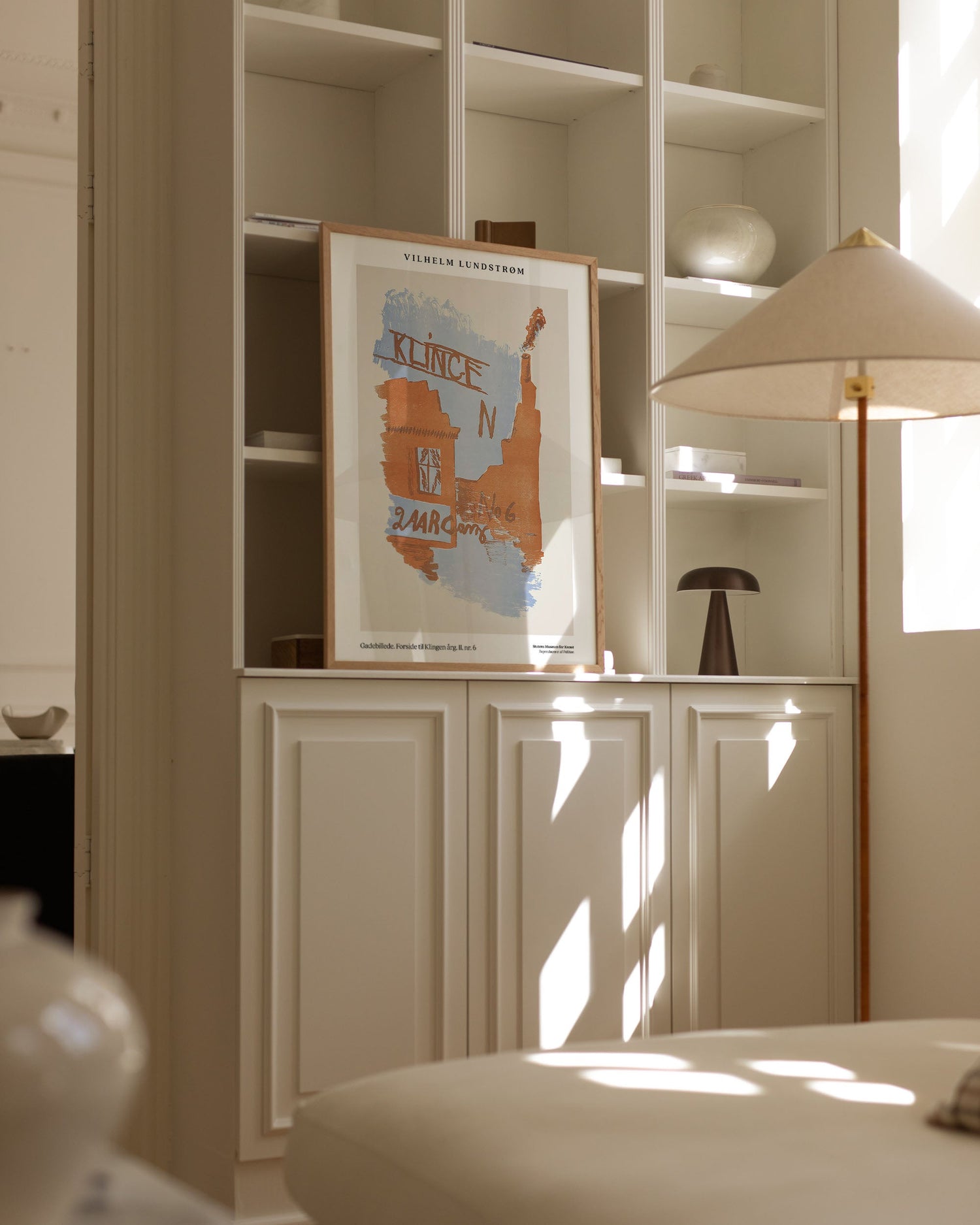 Street image. Cover for Klingen