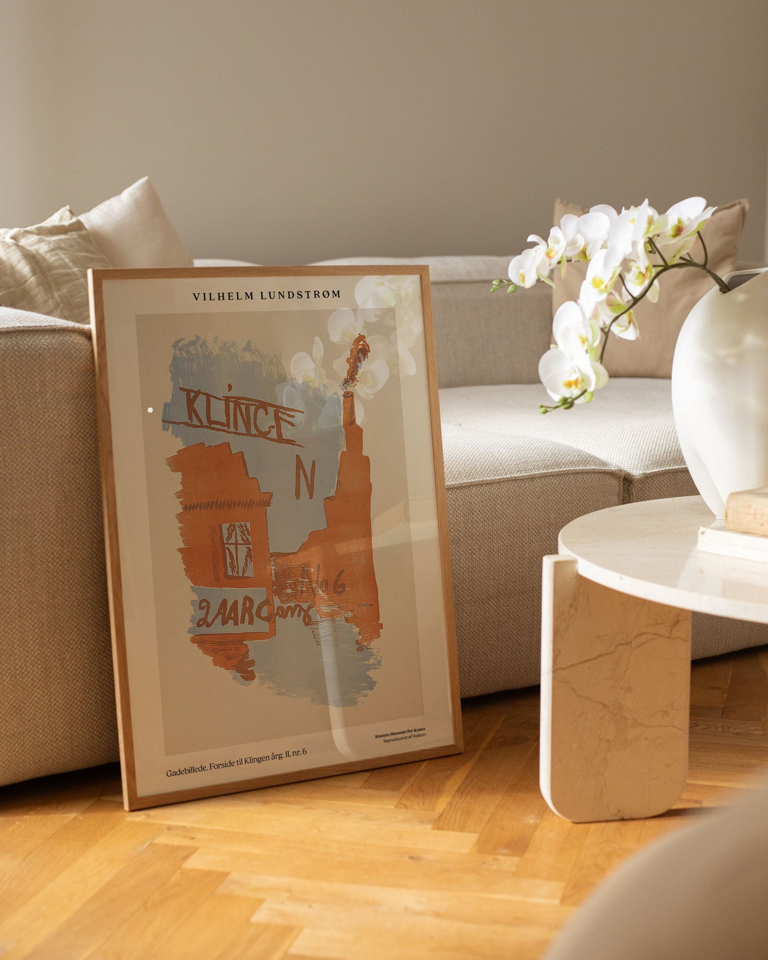 Street image. Cover for Klingen