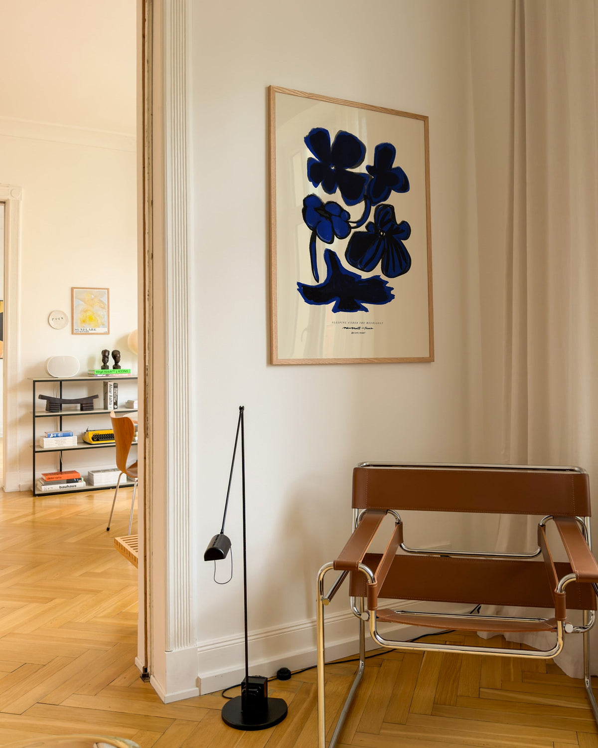 Two rooms, one story